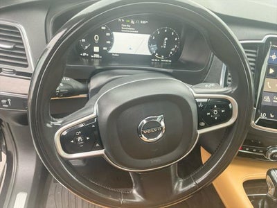 2018 Volvo XC90 Momentum