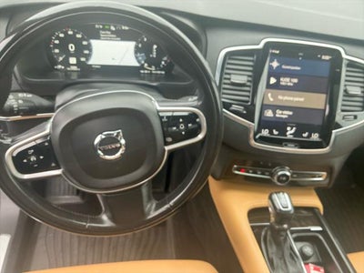 2018 Volvo XC90 Momentum