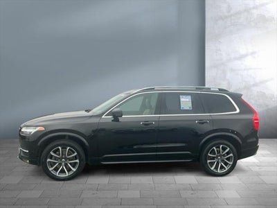 2018 Volvo XC90 Momentum