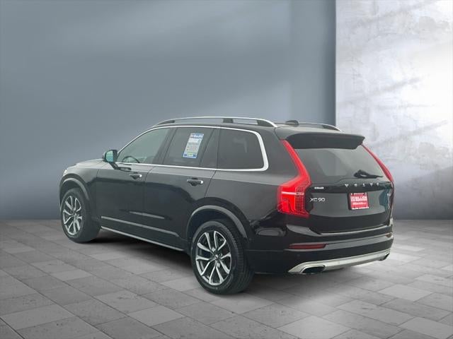 2018 Volvo XC90 Momentum