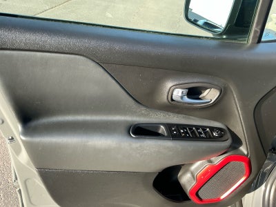 2022 Jeep Renegade Trailhawk