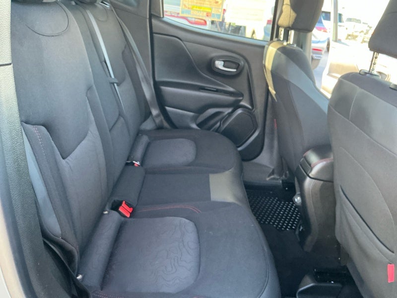 2022 Jeep Renegade Trailhawk