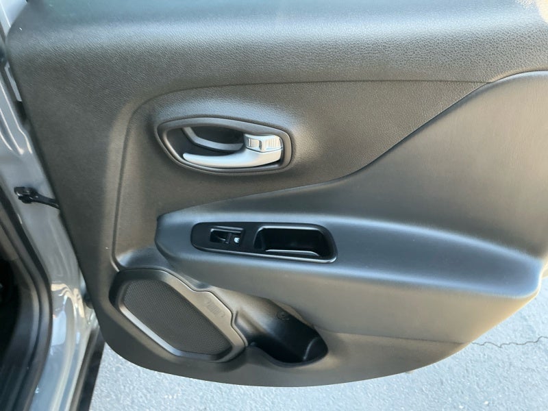 2022 Jeep Renegade Trailhawk