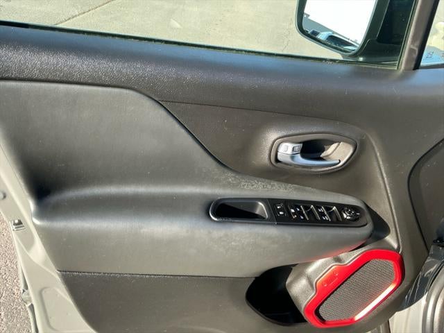 2022 Jeep Renegade Trailhawk