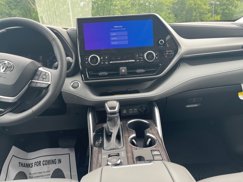 2026 Toyota Highlander Platinum