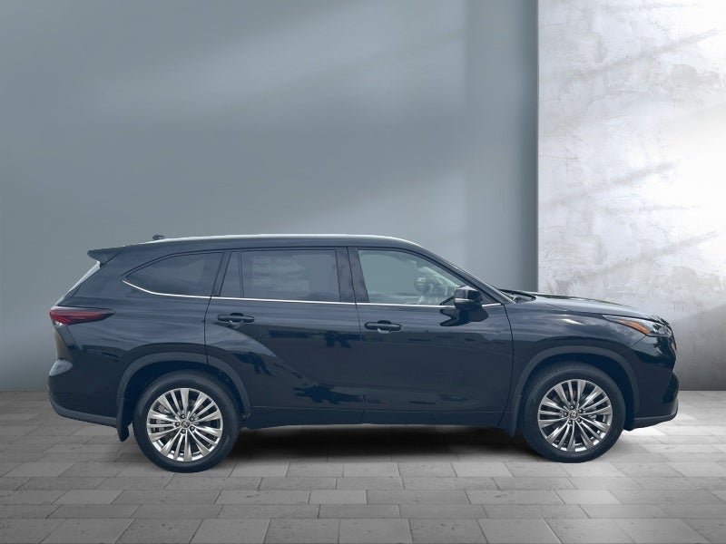 2026 Toyota Highlander Platinum
