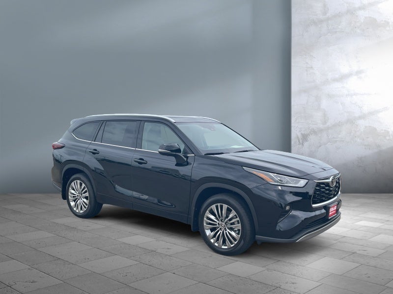 2026 Toyota Highlander Platinum