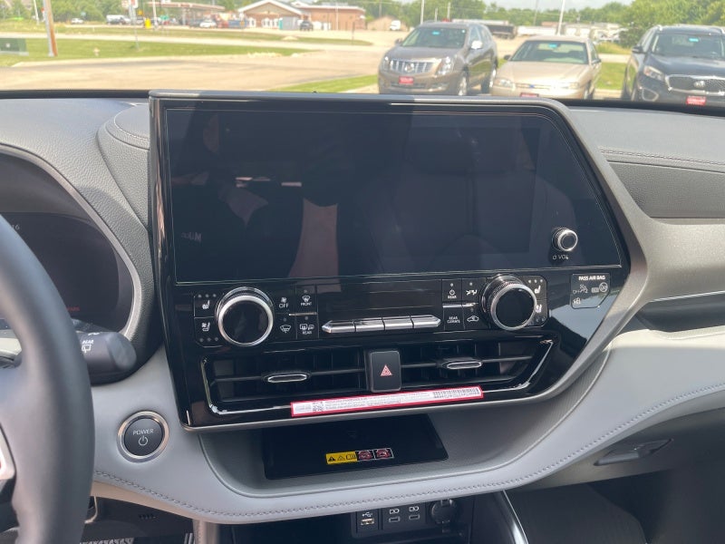 2026 Toyota Highlander Hybrid Limited