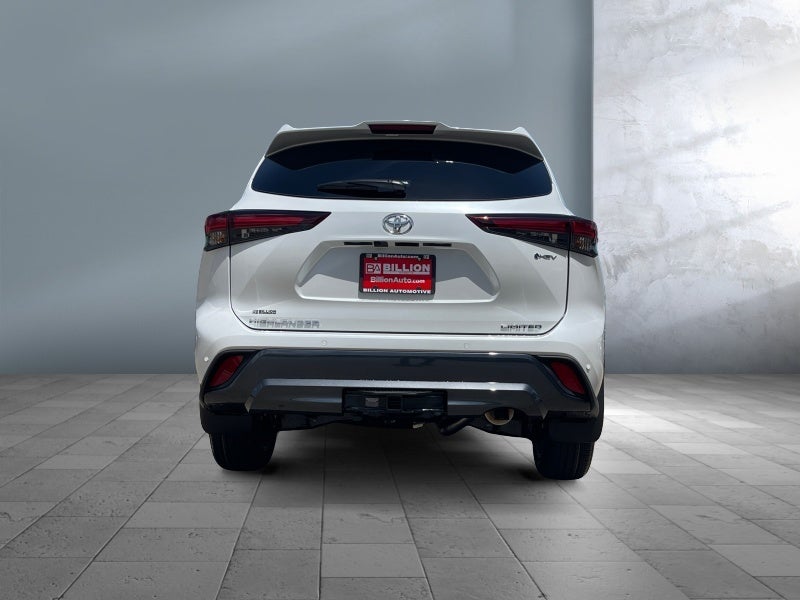 2026 Toyota Highlander Hybrid Limited