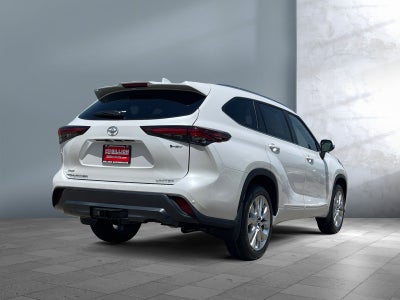 2026 Toyota Highlander Hybrid Limited