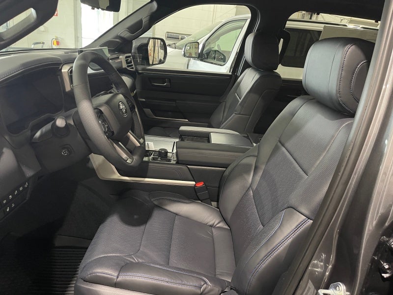 2026 Toyota Tundra i-FORCE MAX Tundra Platinum