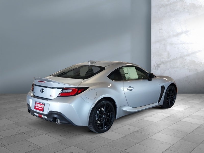 2025 Toyota GR86 Premium MT