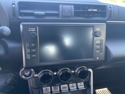 2026 Toyota GR86 Premium MT