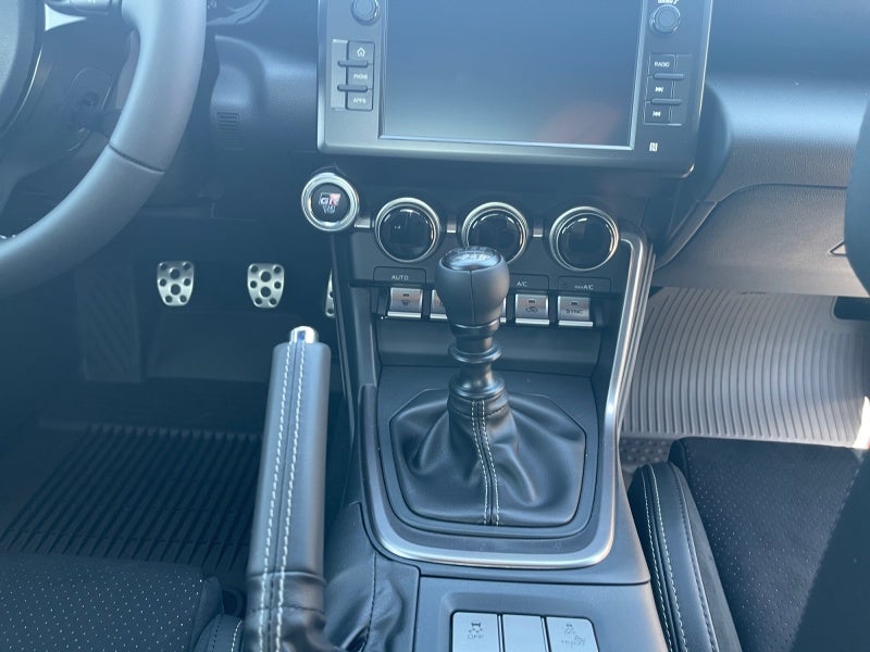 2026 Toyota GR86 Premium MT