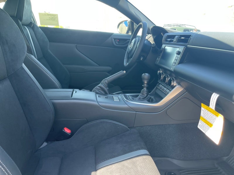 2026 Toyota GR86 Premium MT