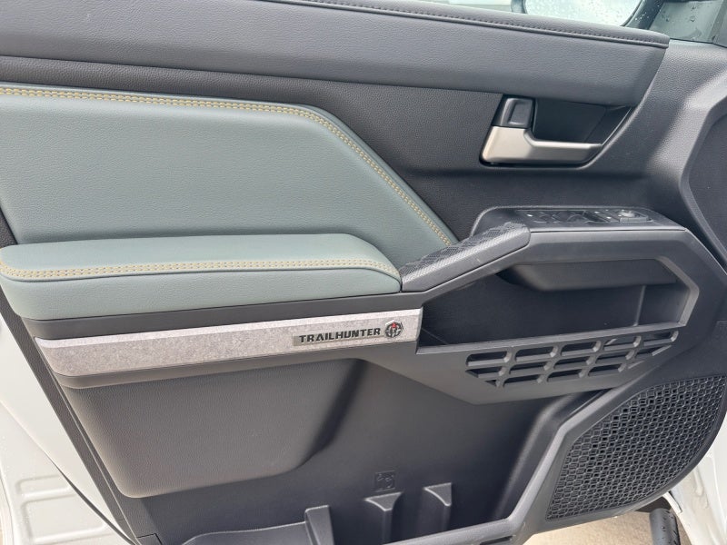 2026 Toyota Tacoma i-FORCE MAX Tacoma Trailhunter