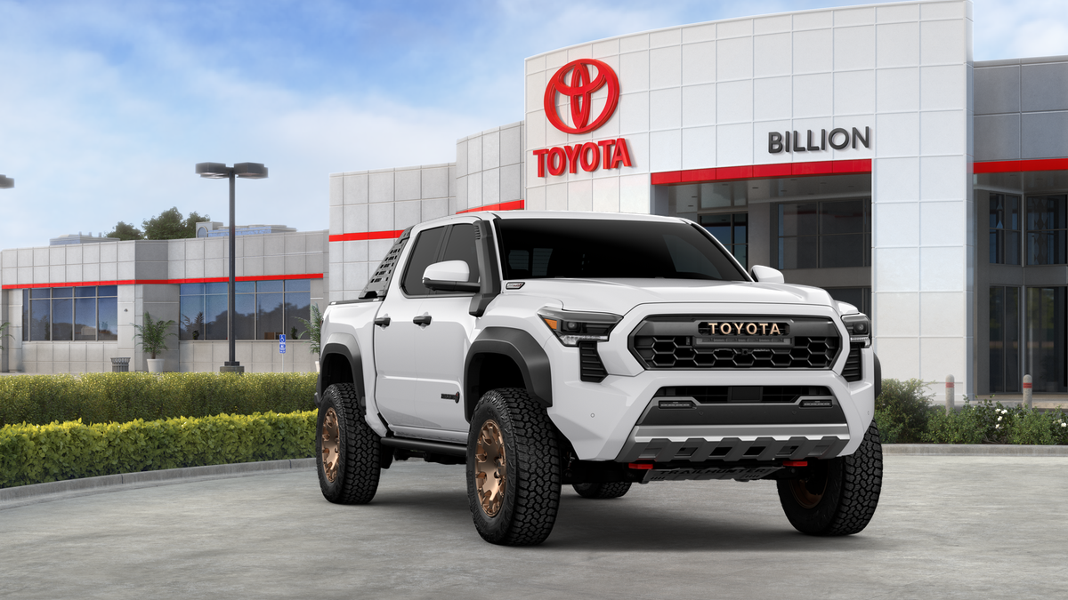2026 Toyota Tacoma i-FORCE MAX Tacoma Trailhunter